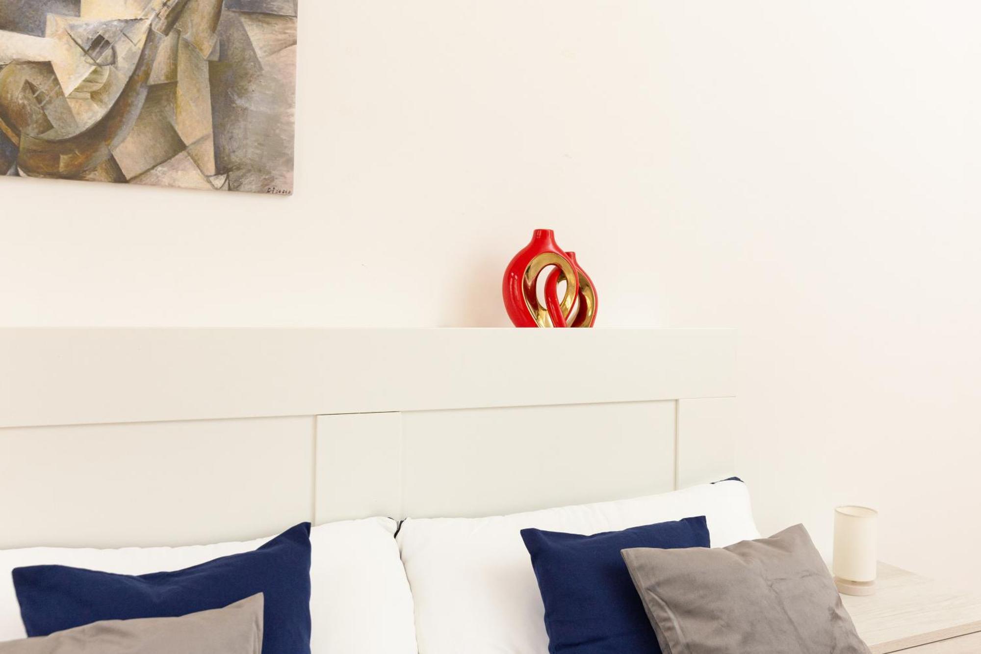 Picasso - Spacious Exclusive Apartment ミラノ エクステリア 写真
