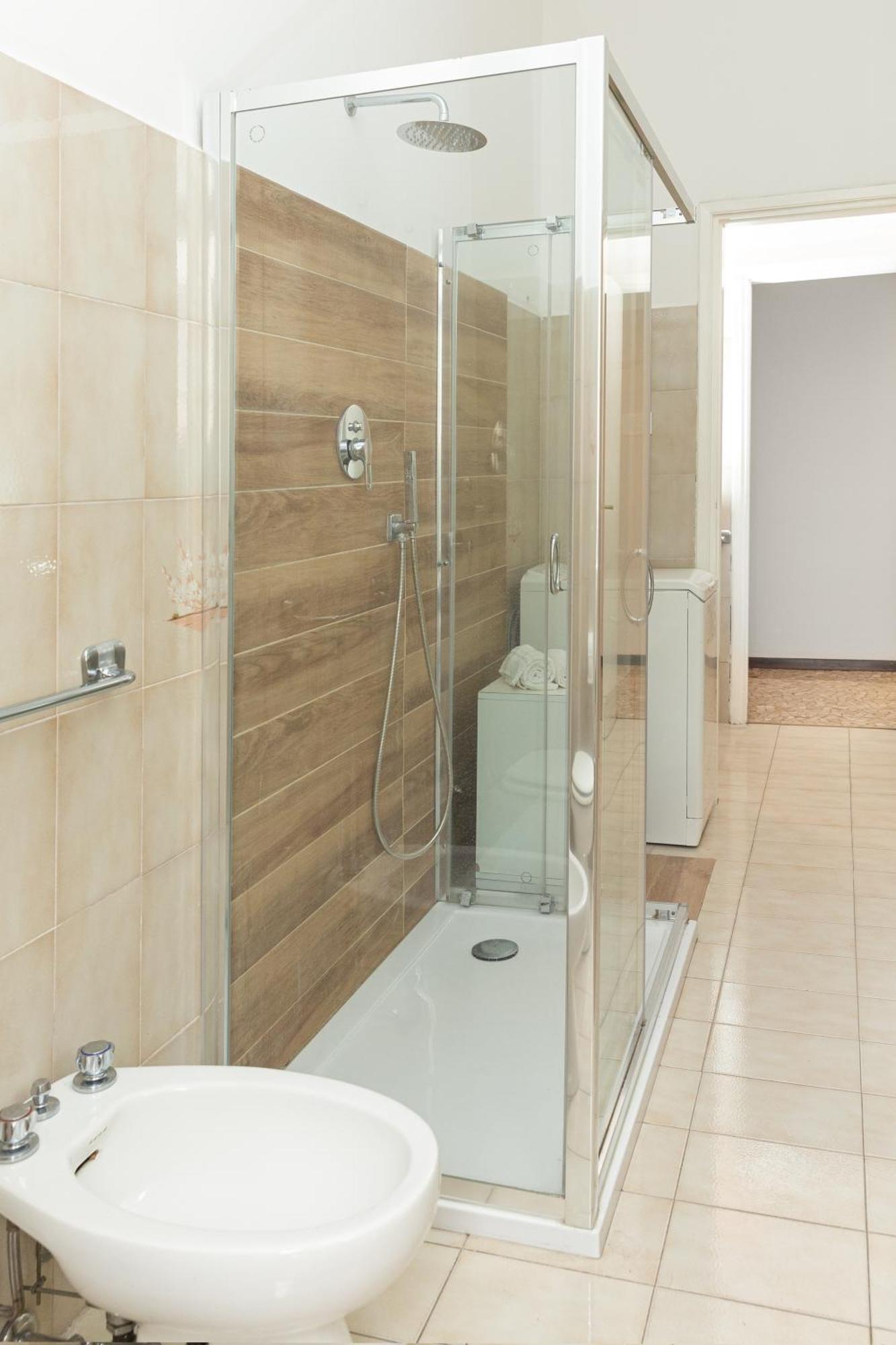 Picasso - Spacious Exclusive Apartment ミラノ エクステリア 写真