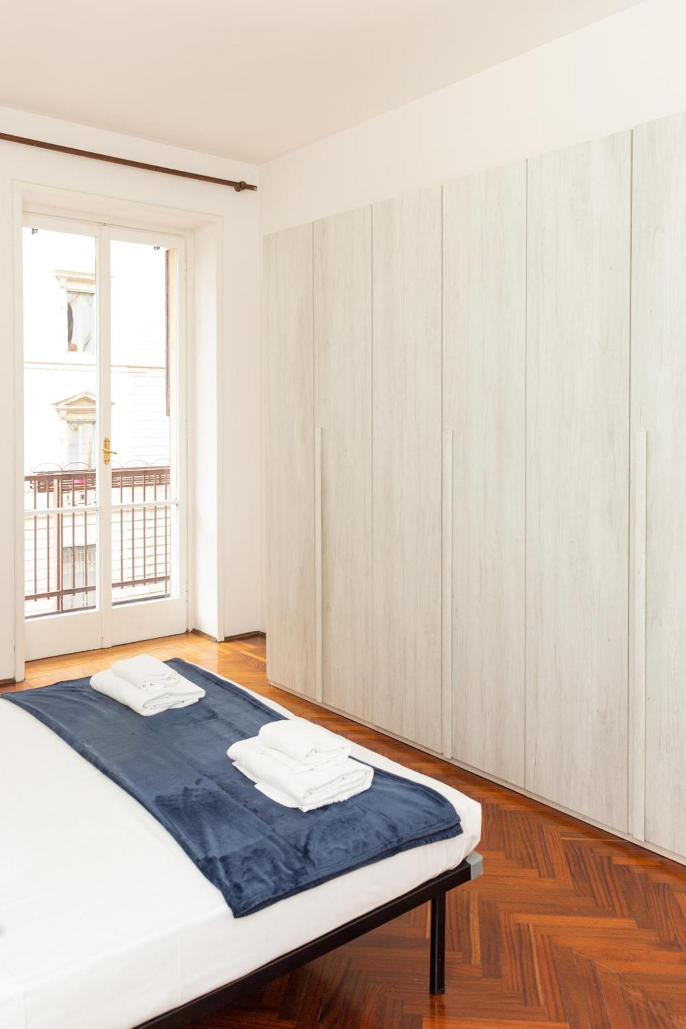 Picasso - Spacious Exclusive Apartment ミラノ エクステリア 写真