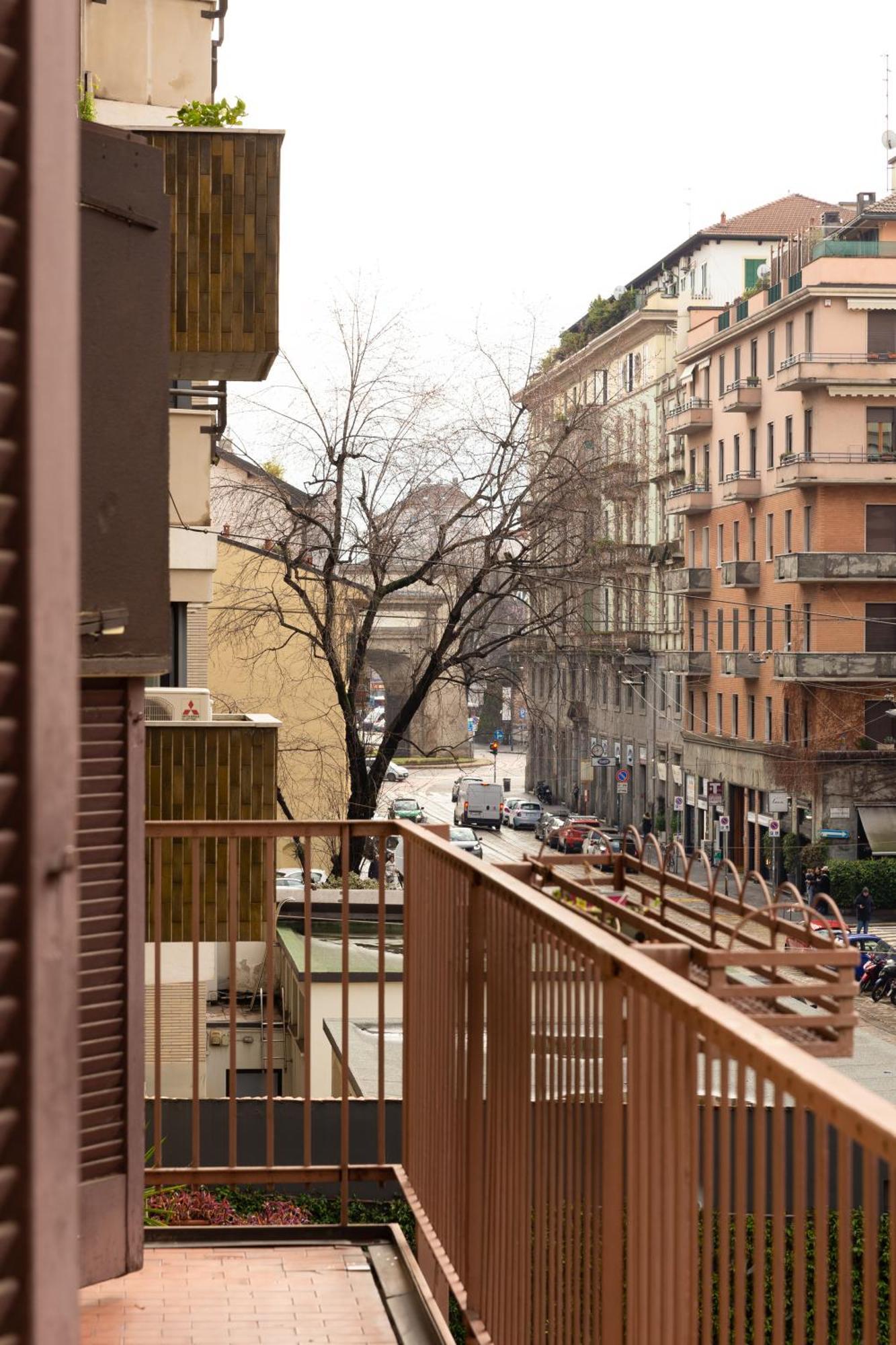 Picasso - Spacious Exclusive Apartment ミラノ エクステリア 写真