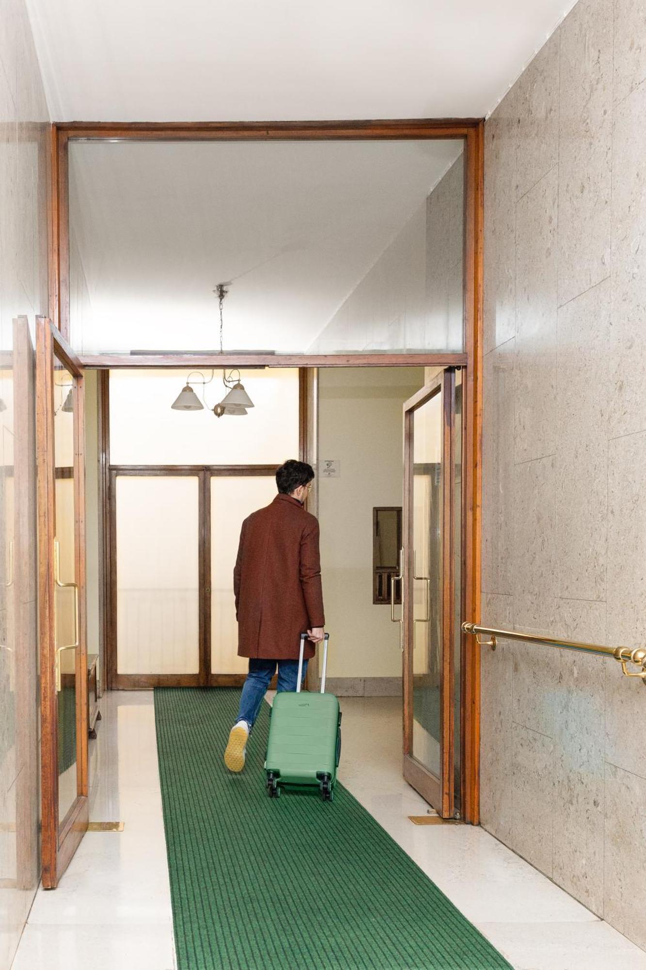 Picasso - Spacious Exclusive Apartment ミラノ エクステリア 写真